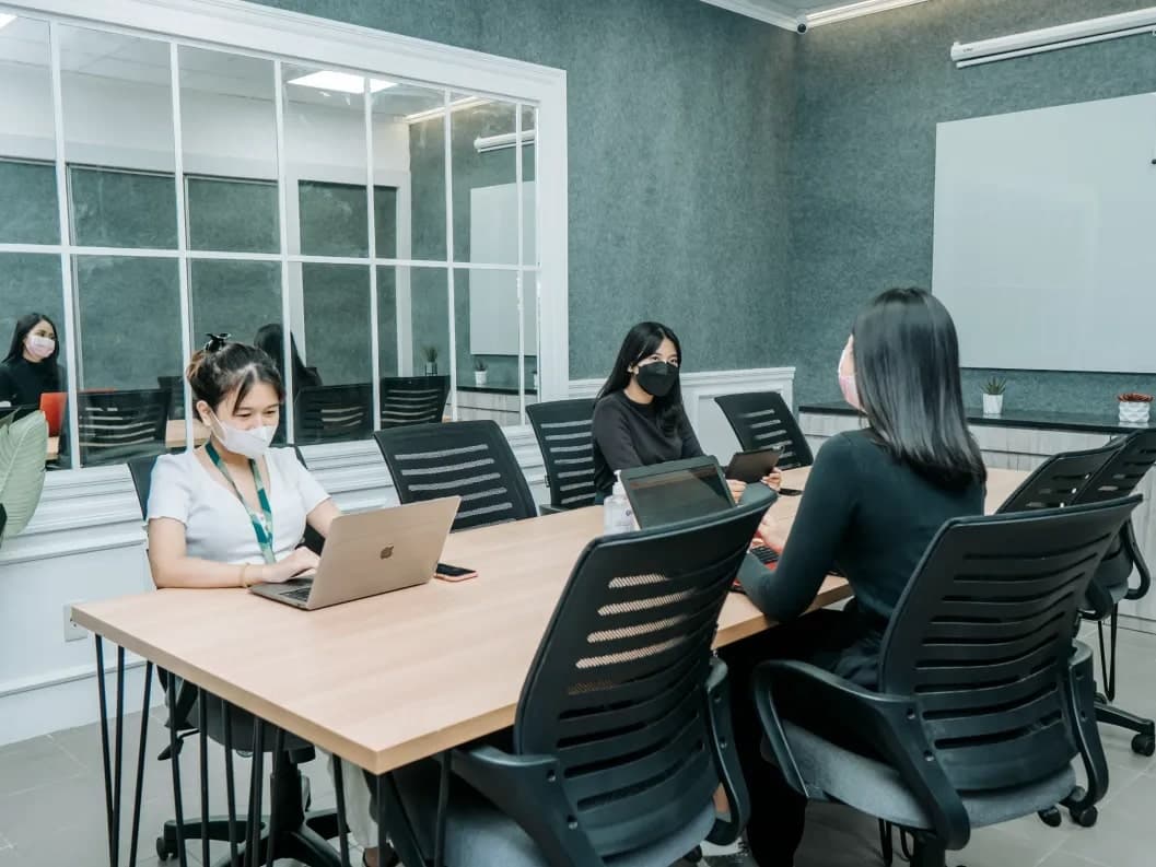 MRT Business Space